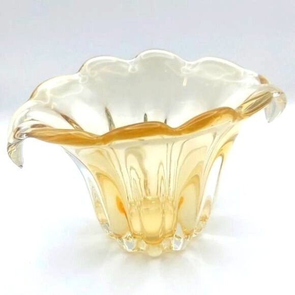 Vintage Hand Blown Amber Yellow Ribbed Glass Fan Vase - Picture 1 of 6